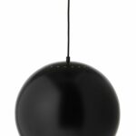 Frandsen Ball Pendel Ø40 mat sort metal – ikonisk dansk design i stor format