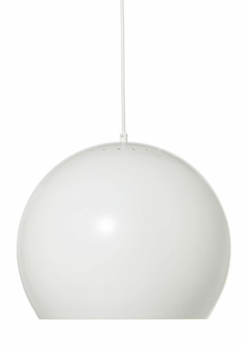 Frandsen Ball Pendel Ø40 mat hvid metal – ikonisk dansk design i stor format