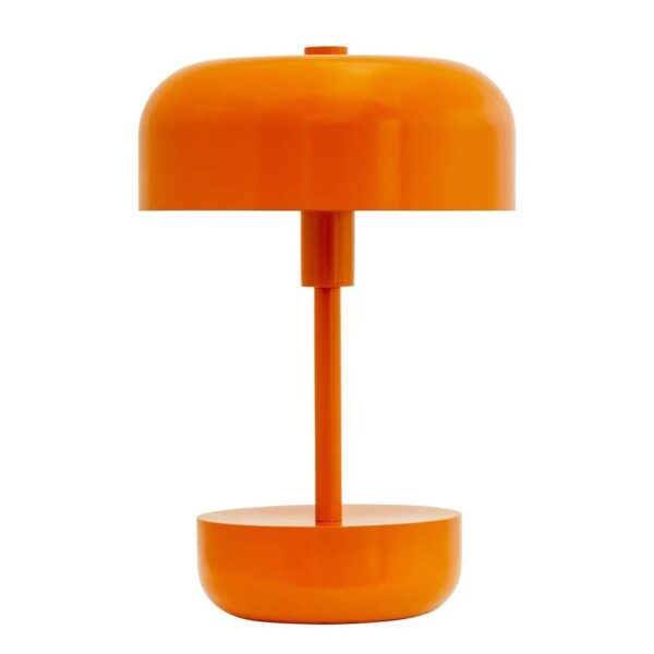 Dyberg Larsen Haipot LED genopladelig bordlampe i orange – designlampe til både inde- og udendørs brug